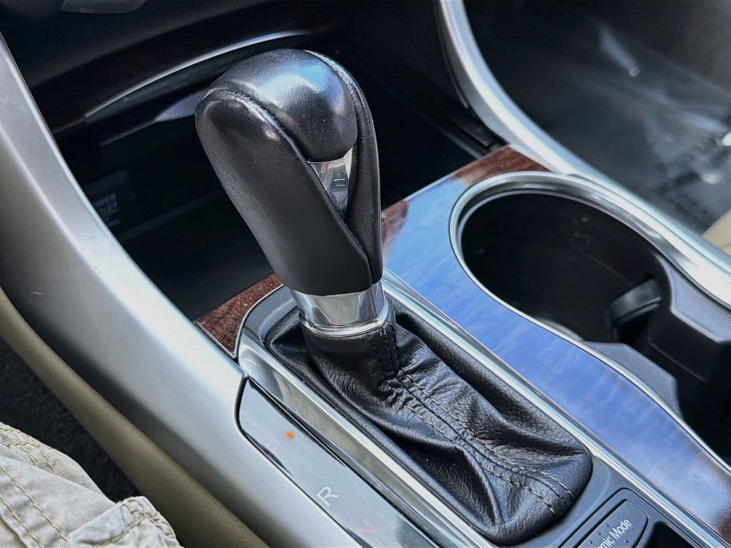 Used 2020 Acura TLX w/ Technology Package FWD image 27