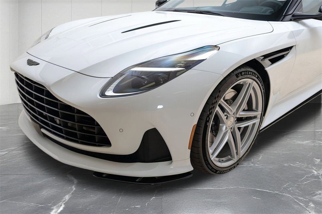 New 2025 Aston Martin DB12 Coupe image 3