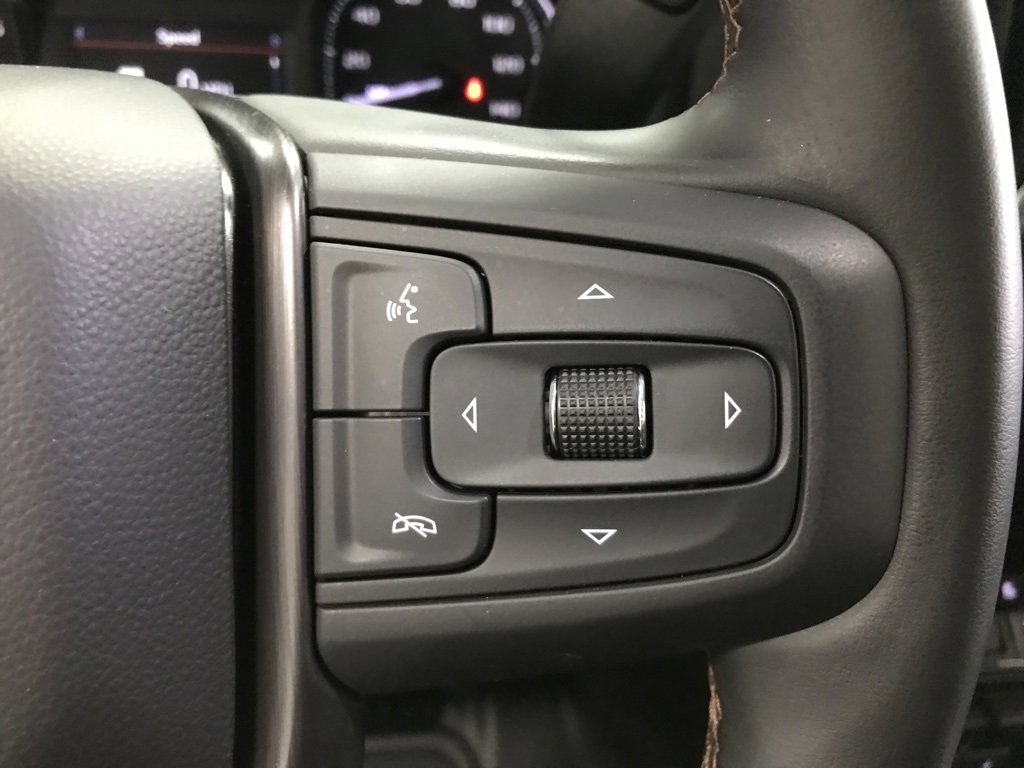 Used 2023 GMC Sierra 2500 AT4 w/ AT4 Preferred Package image 16