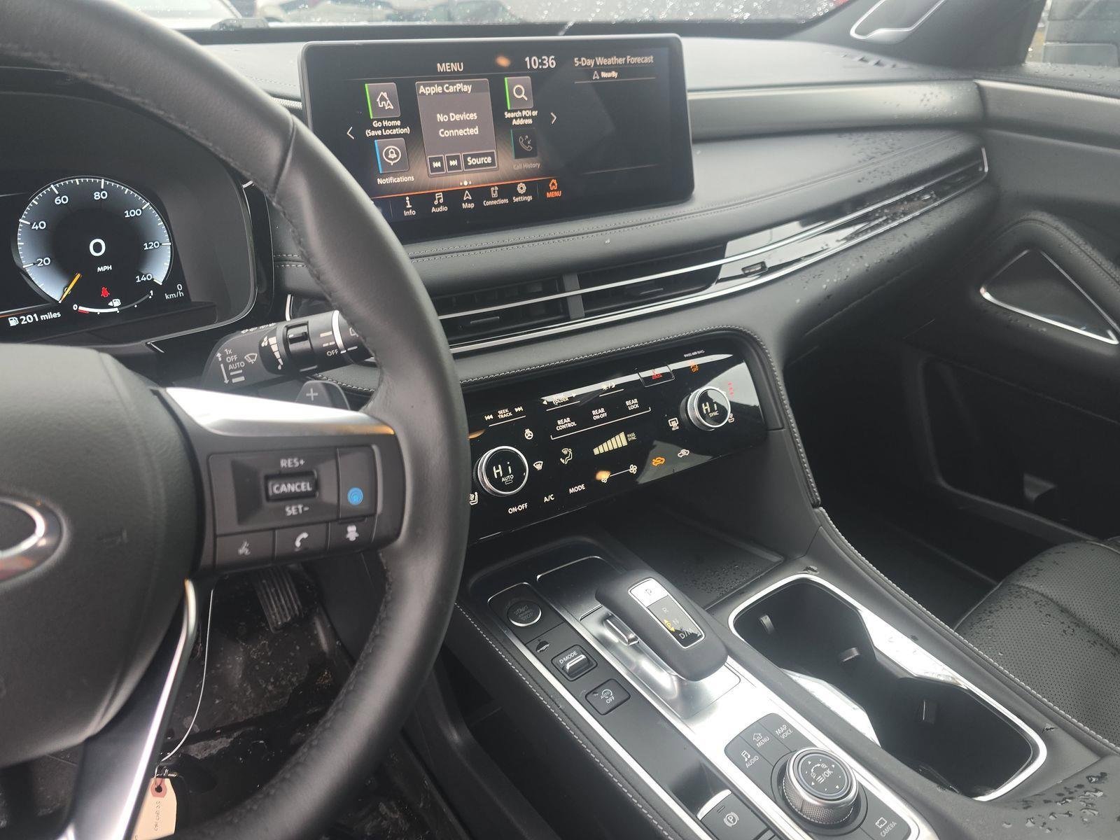 Used 2025 INFINITI QX60 Luxe w/ Black Edition image 2