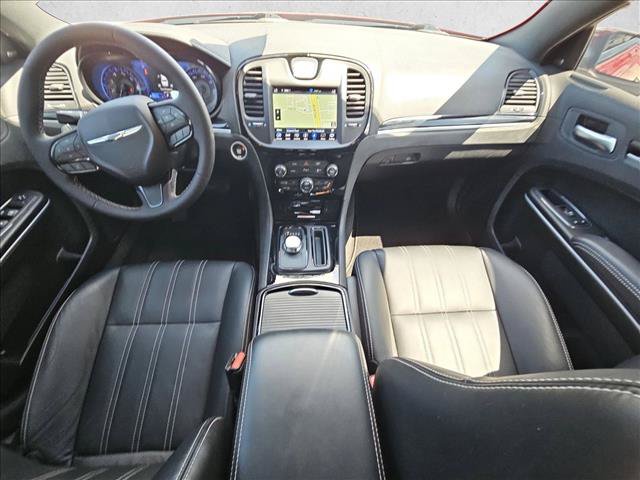 Used 2023 Chrysler 300 S RWD image 17