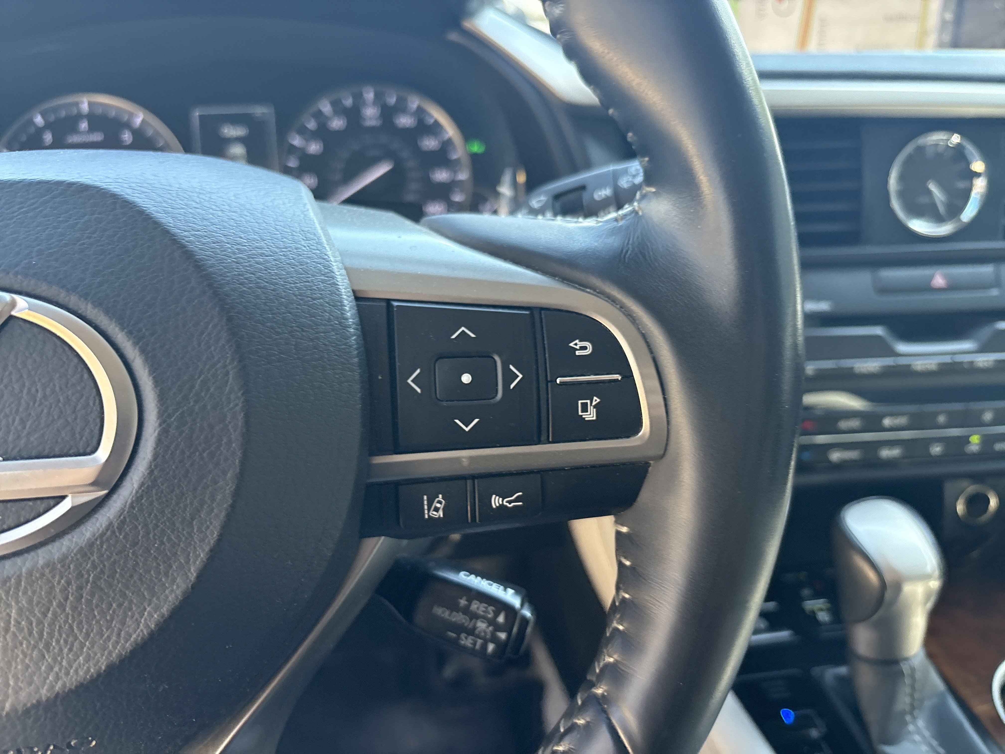 Used 2017 Lexus RX 350 AWD w/ Premium Package image 20