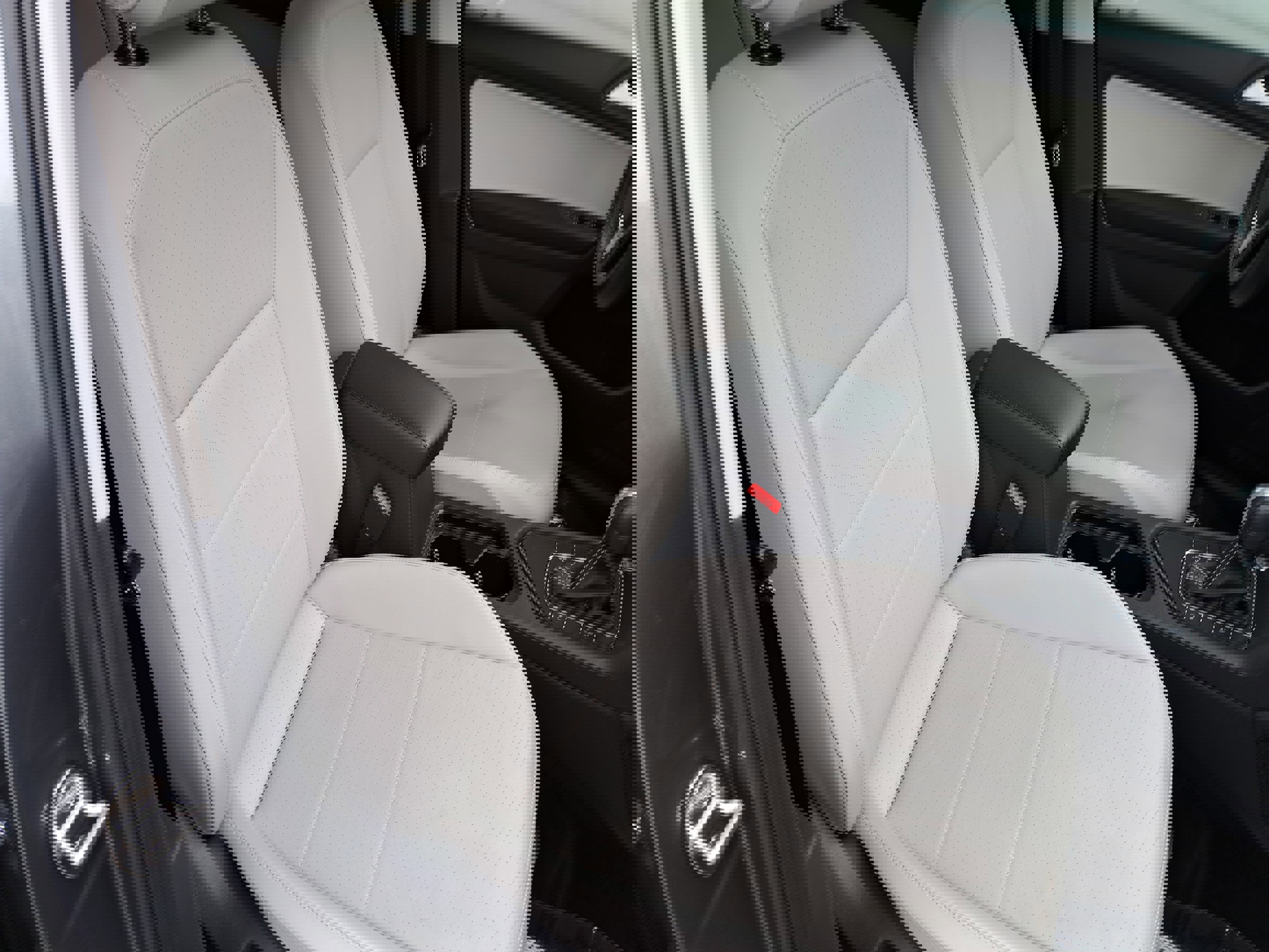 Used 2019 Volkswagen Tiguan SEL image 10
