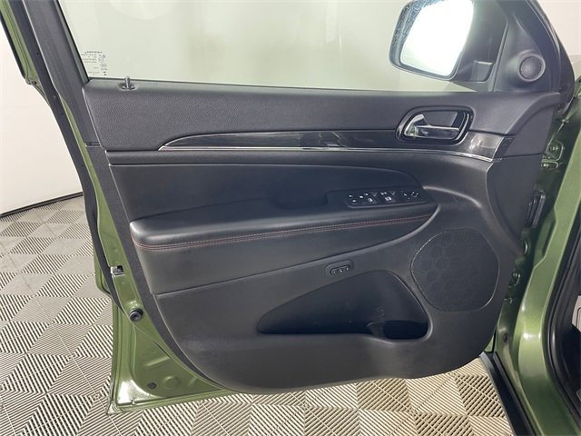 Used 2019 Jeep Grand Cherokee Trailhawk image 18