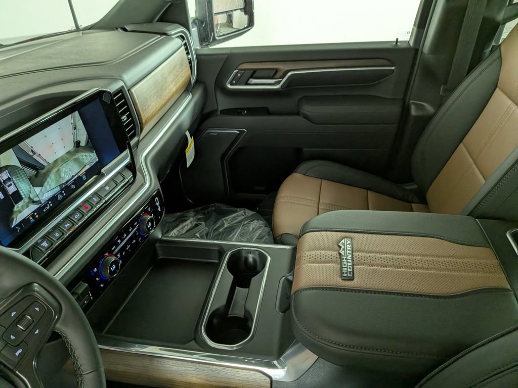 New 2026 Chevrolet Silverado 2500 High Country w/ High Country Premium Package AWD/4WD image 24