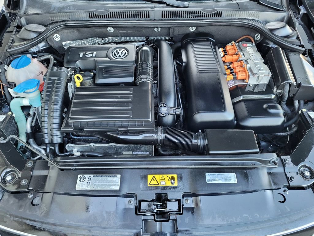 Used 2015 Volkswagen Jetta SEL Premium FWD image 20