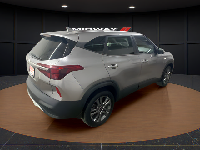 Used 2021 Kia Seltos LX AWD/4WD image 4