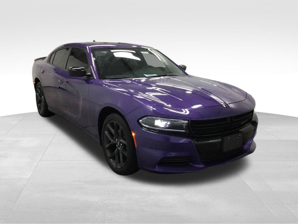 Used 2023 Dodge Charger SXT w/ Blacktop Package RWD image 3
