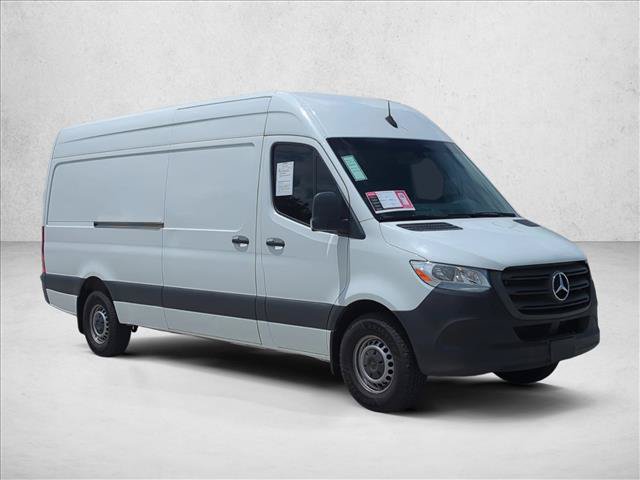 Used 2023 Mercedes-Benz Sprinter 2500 image 3