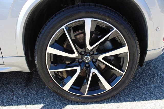 Certified 2023 Volvo XC90 B6 Plus w/ Protection Package Premier AWD/4WD image 12