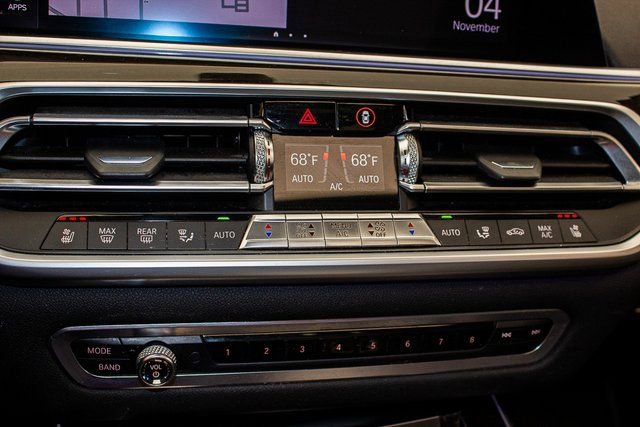 Used 2019 BMW X7 xDrive50i w/ Executive Package image 35