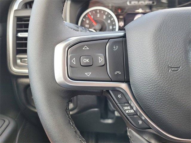 New 2026 RAM 1500 4x4 Crew Cab image 31