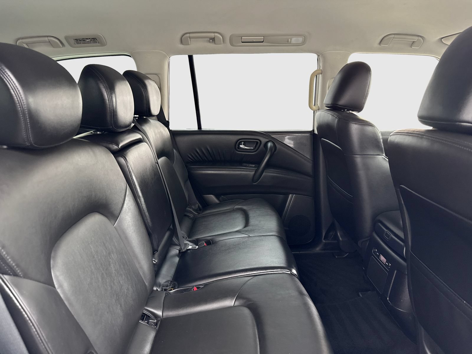 Used 2021 Nissan Armada SV RWD image 46