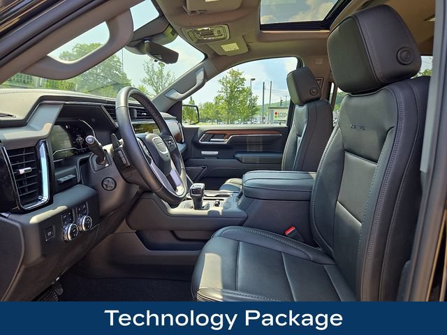 Used 2023 GMC Sierra 1500 Denali w/ Technology Package AWD/4WD image 2