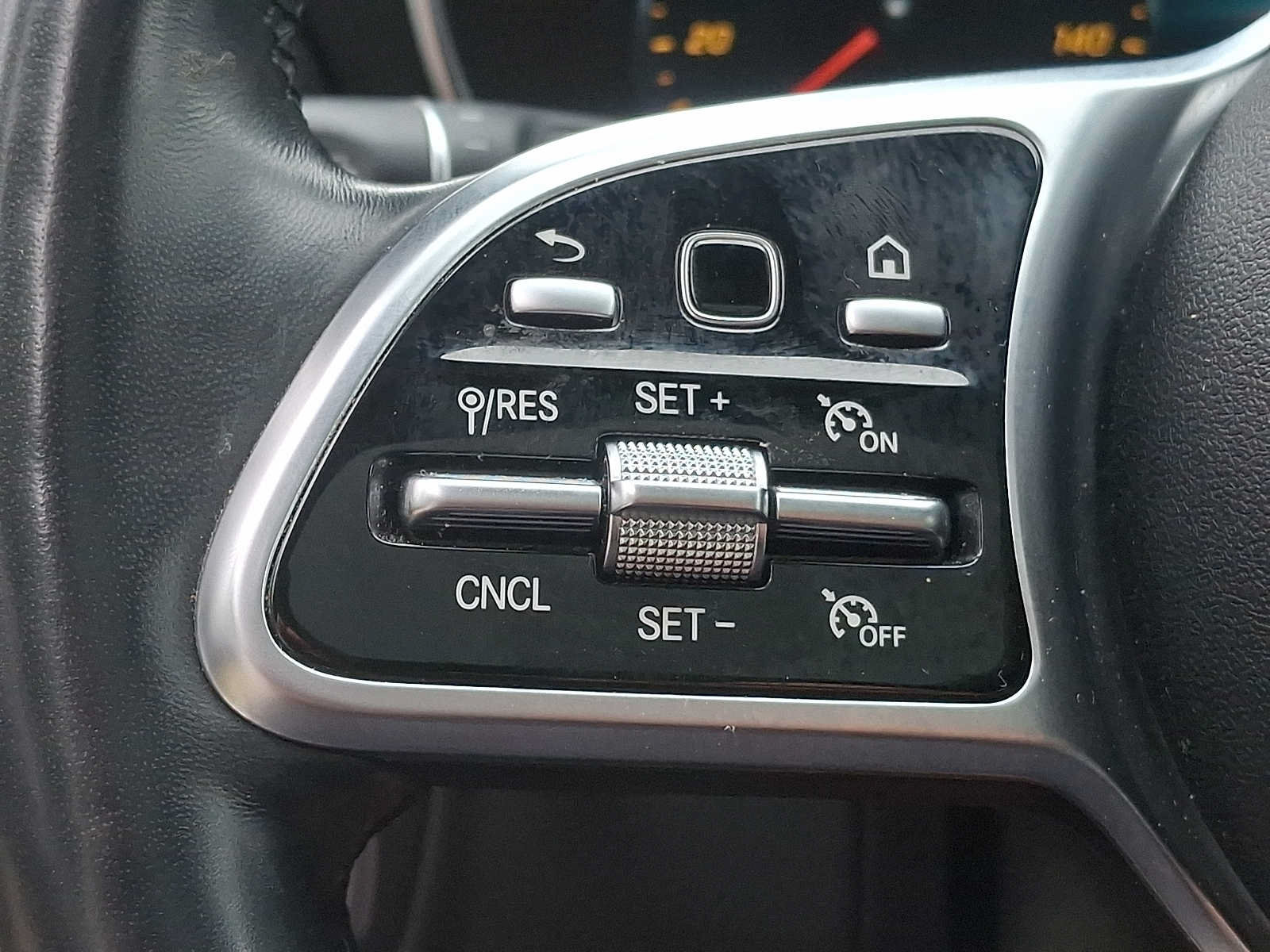 Certified 2021 Mercedes-Benz C 300 4MATIC Sedan image 17