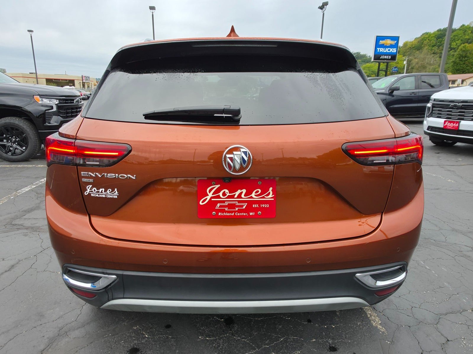 Used 2021 Buick Envision Essence w/ Technology Package I AWD/4WD image 4