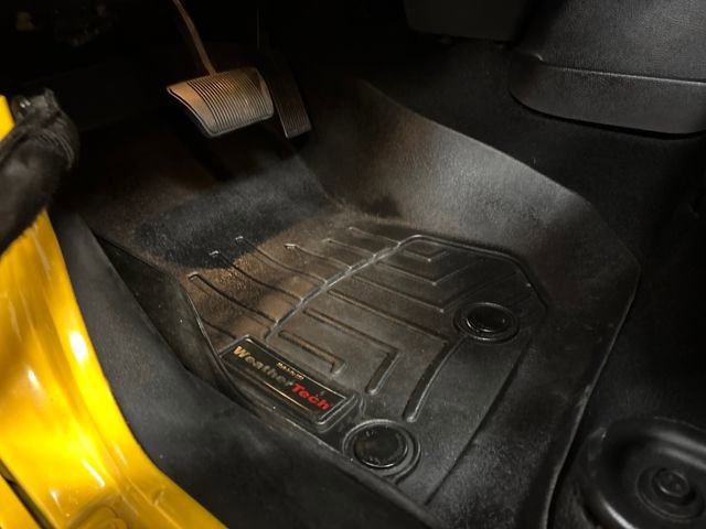 Used 2015 Jeep Wrangler Unlimited Sahara image 27