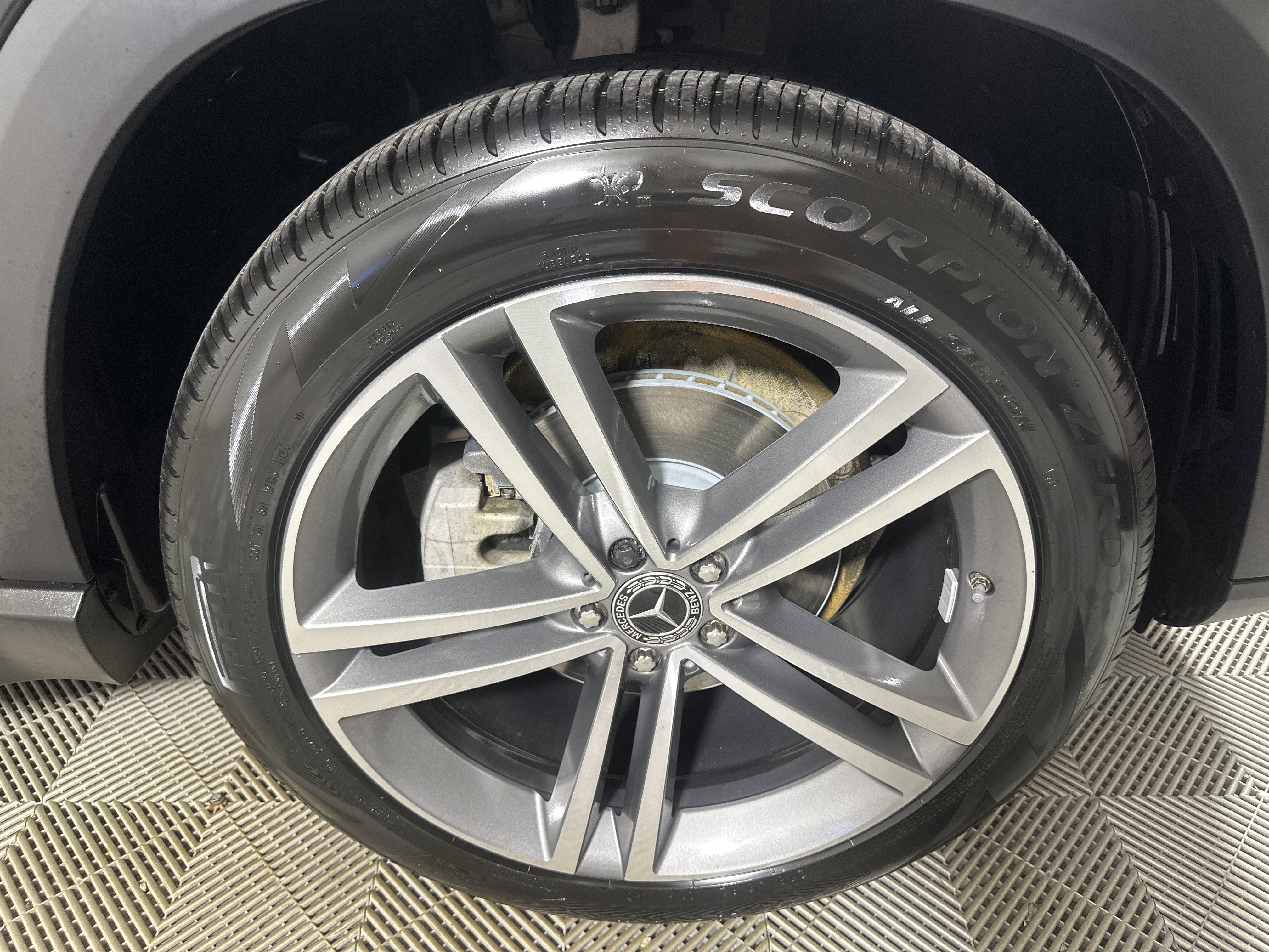 Used 2022 Mercedes-Benz GLE 350 4MATIC image 25