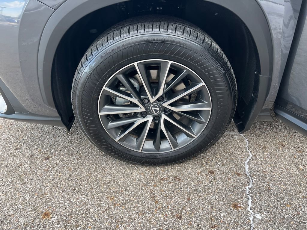 Used 2025 Lexus NX 350 AWD image 27