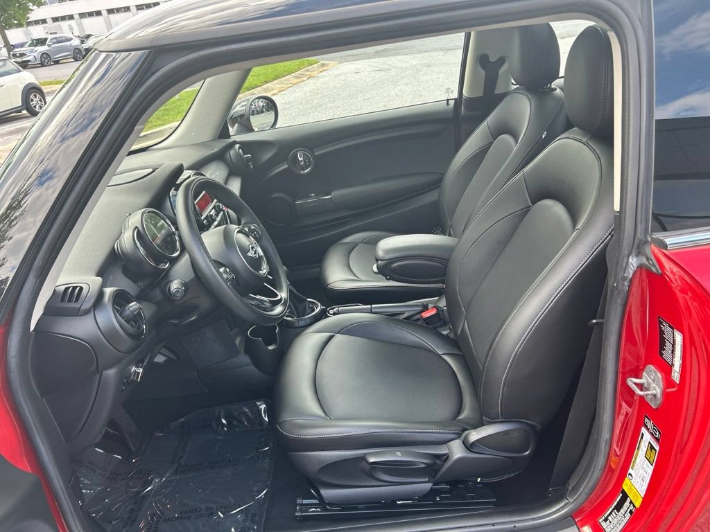 Used 2015 MINI Cooper 2-Door Hardtop FWD image 24