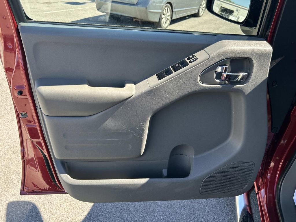 Used 2019 Nissan Frontier SV w/ Value Truck Package AWD/4WD image 22