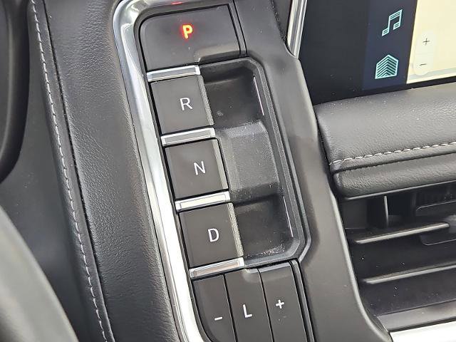 Certified 2023 Chevrolet Tahoe Z71 w/ Z71 Off-Road Package AWD/4WD image 16