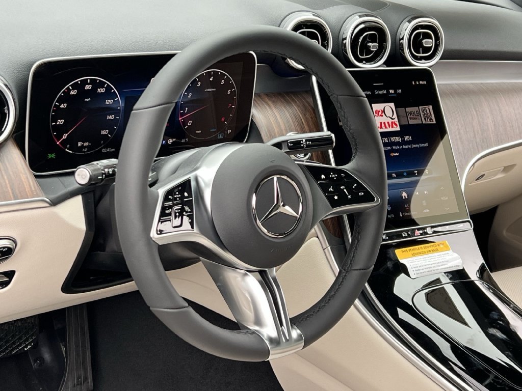 Used 2026 Mercedes-Benz GLC 300 4MATIC image 14