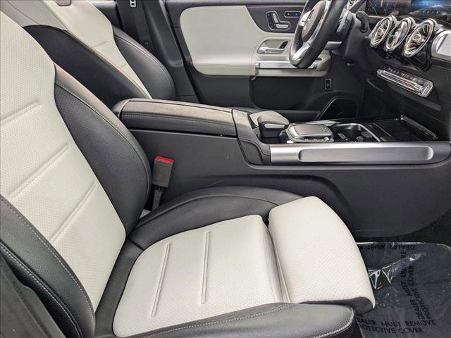 Used 2021 Mercedes-Benz GLB 250 image 19