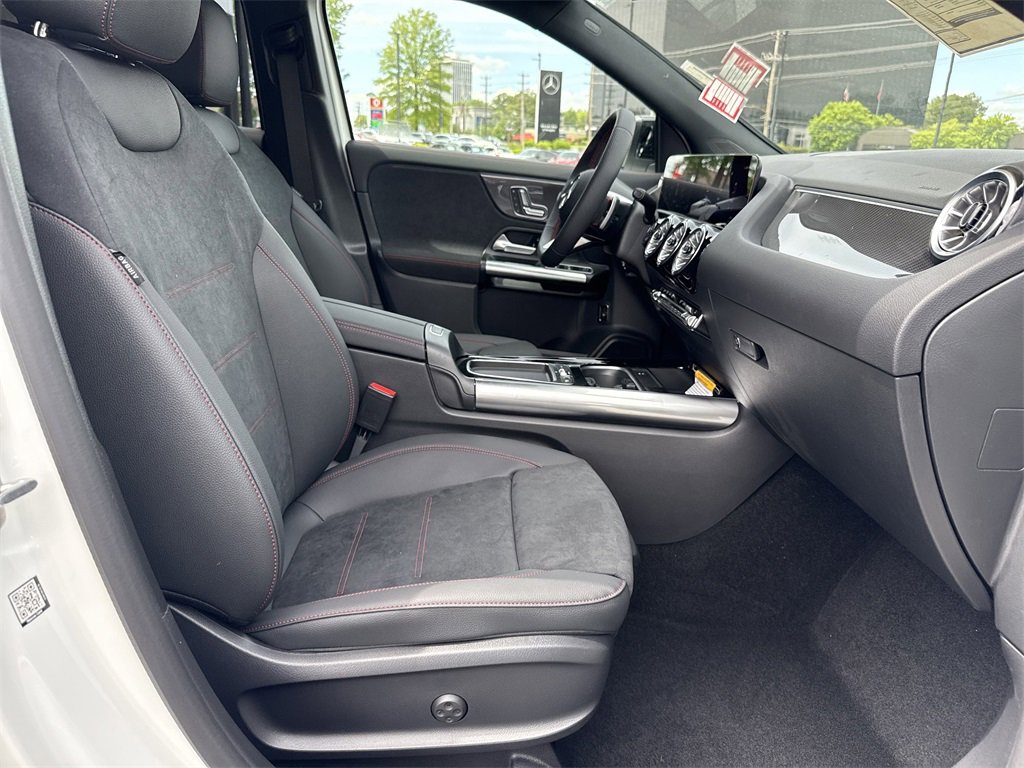 New 2025 Mercedes-Benz GLA 250 image 18