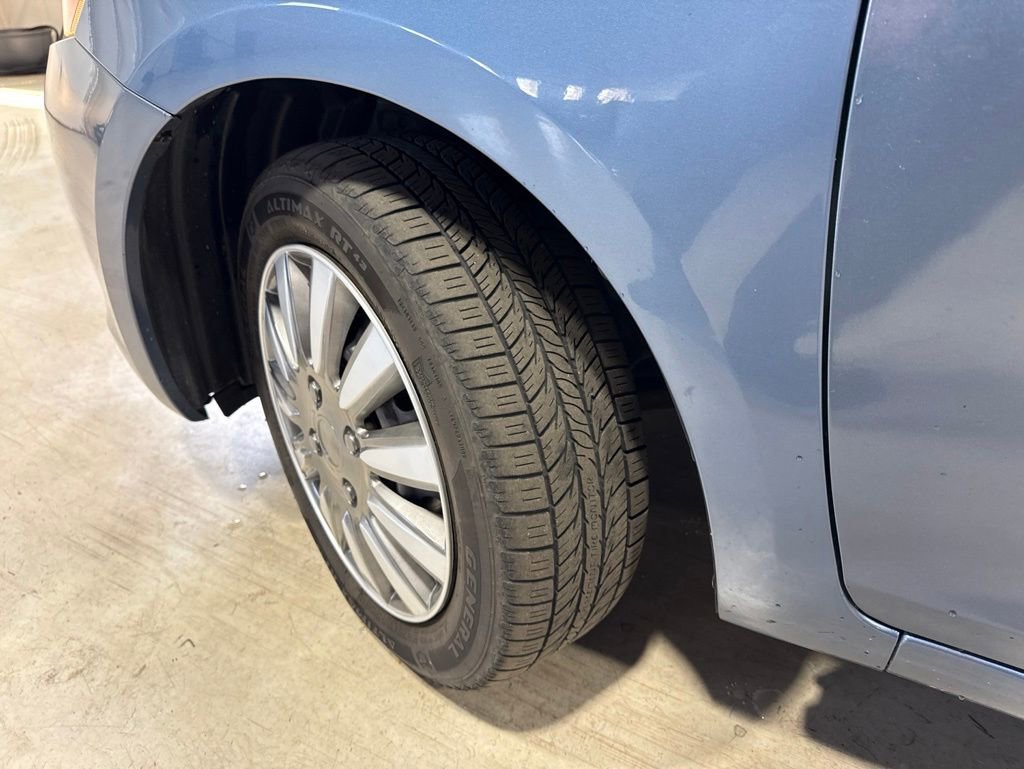Used 2007 Toyota Yaris Sedan FWD image 3