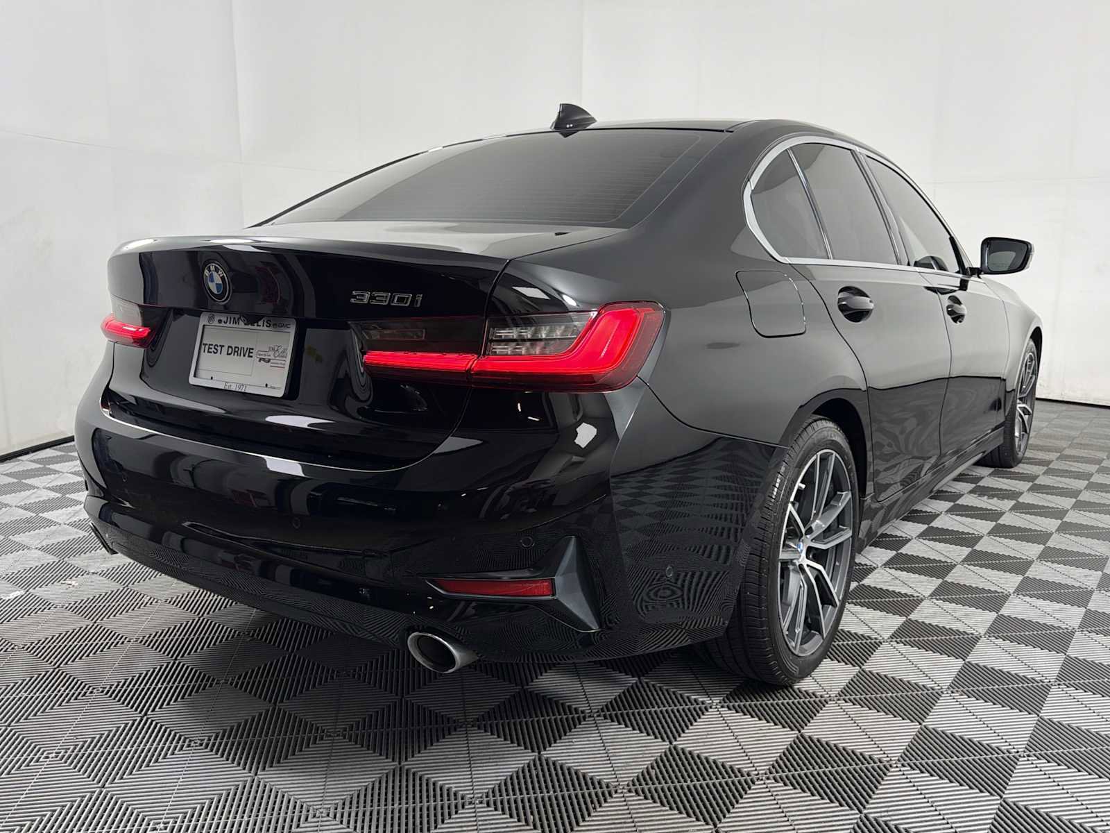 Used 2019 BMW 330i Sedan w/ Convenience Package RWD image 6