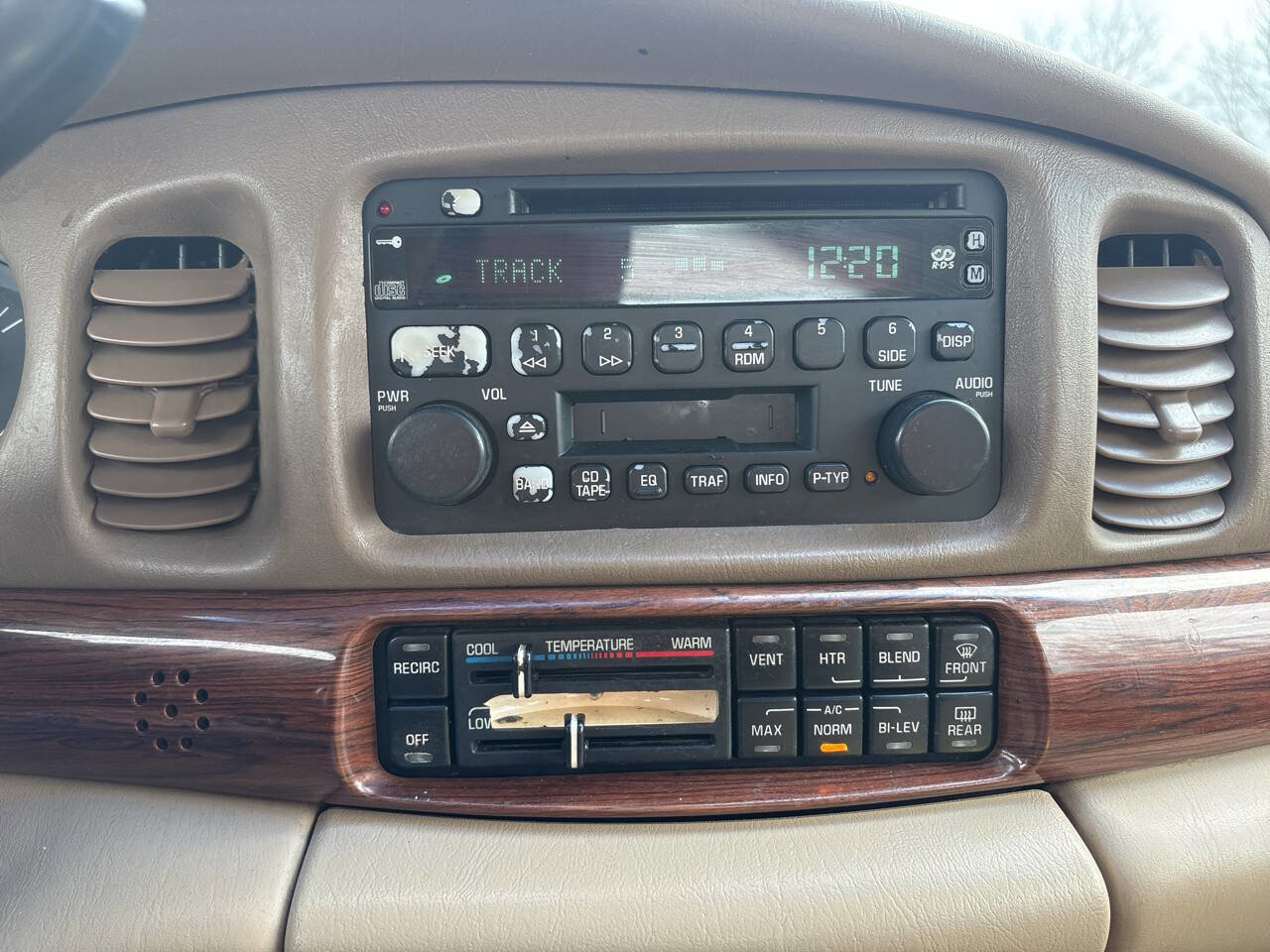 Used 2005 Buick Le Sabre Custom FWD image 14
