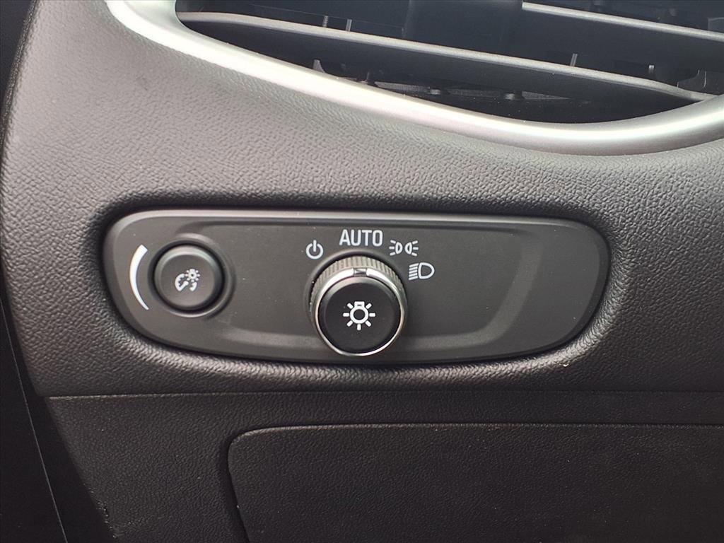 Used 2023 Chevrolet Malibu LT image 10