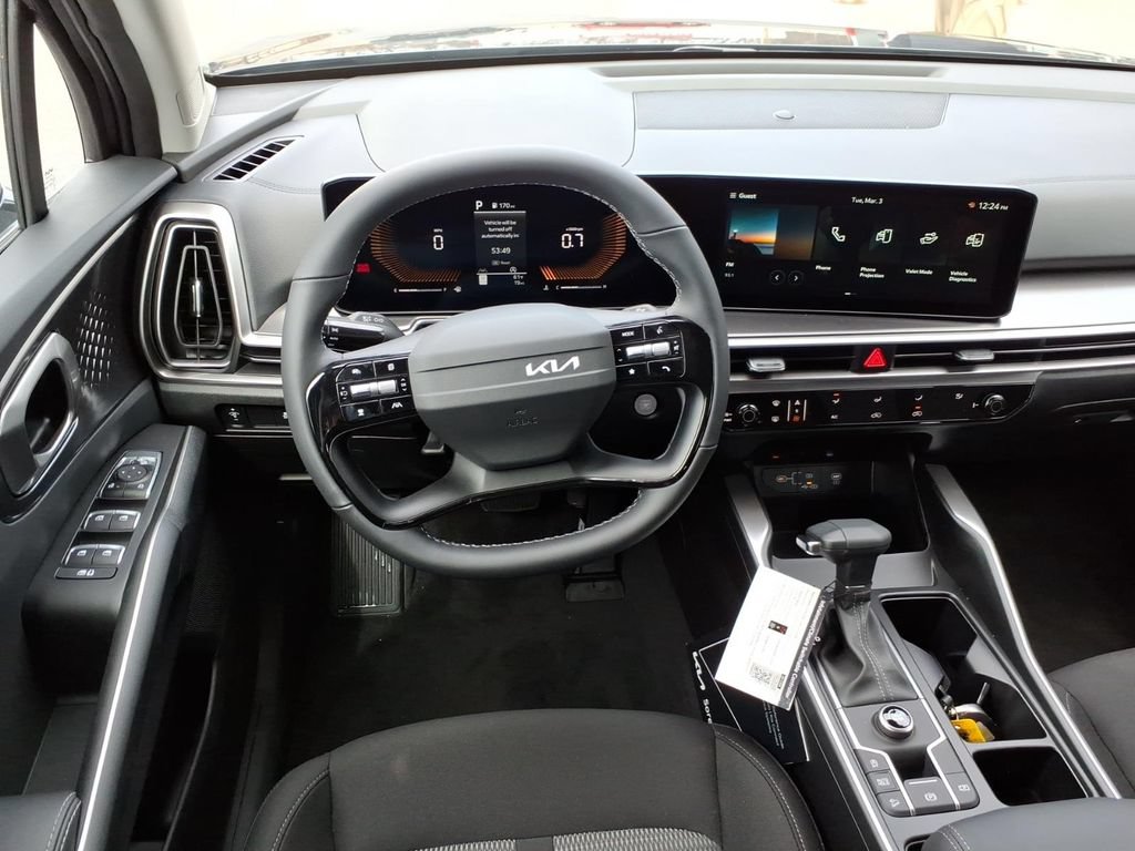 Certified 2026 Kia Sorento LX FWD image 15