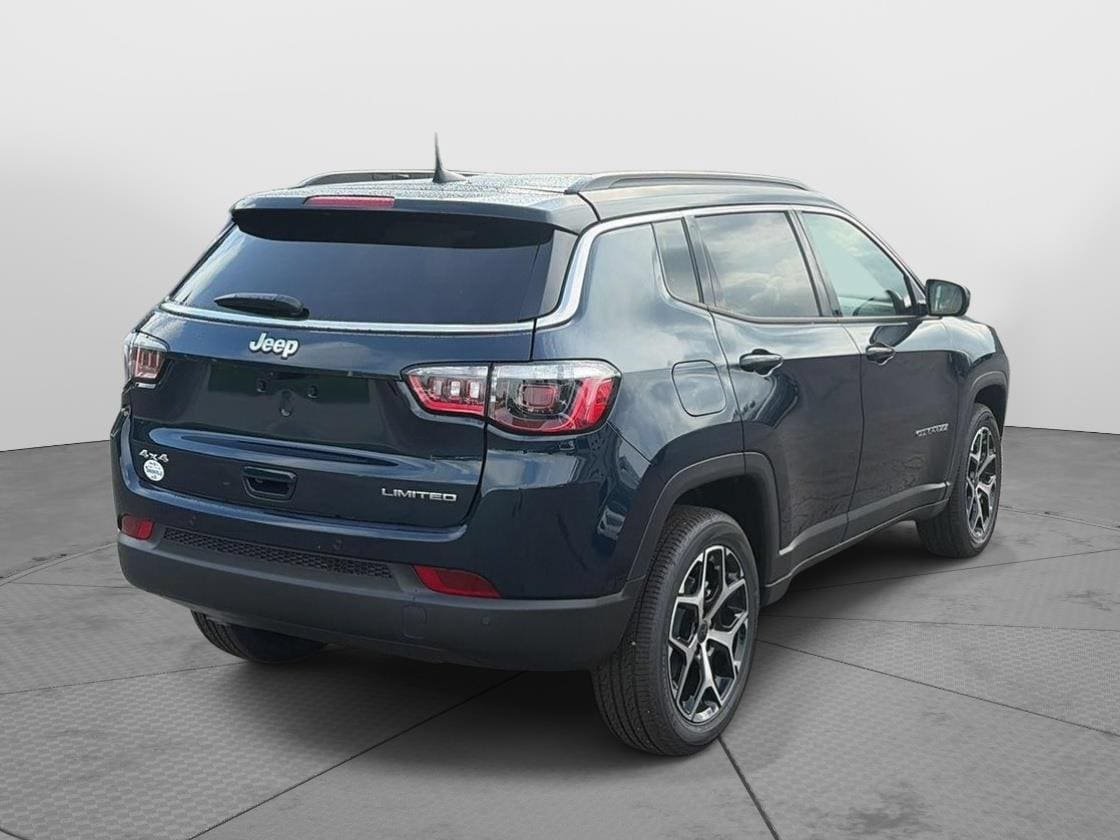 New 2026 Jeep Compass Limited AWD/4WD image 4