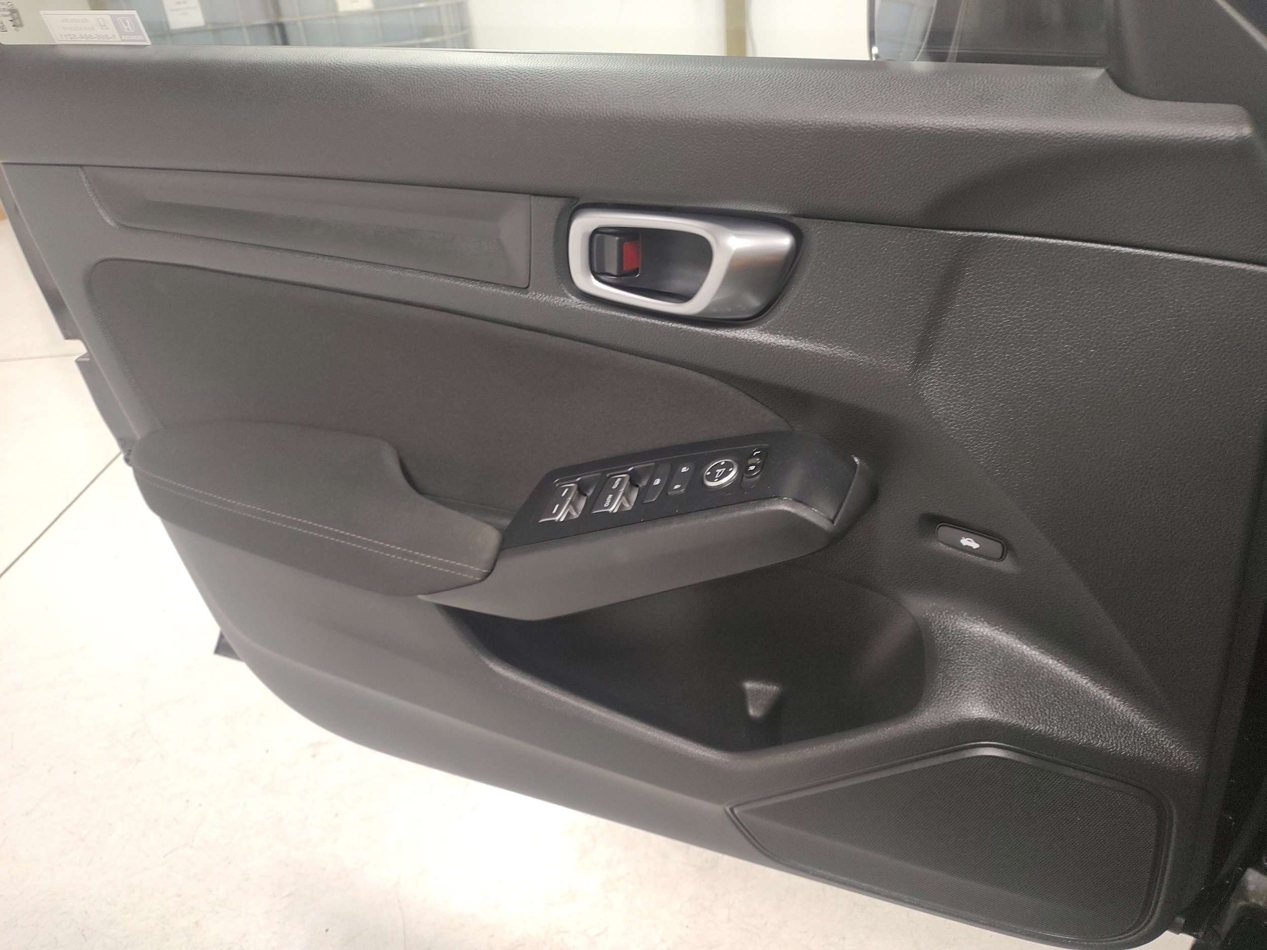 Used 2025 Honda Civic Sport image 9