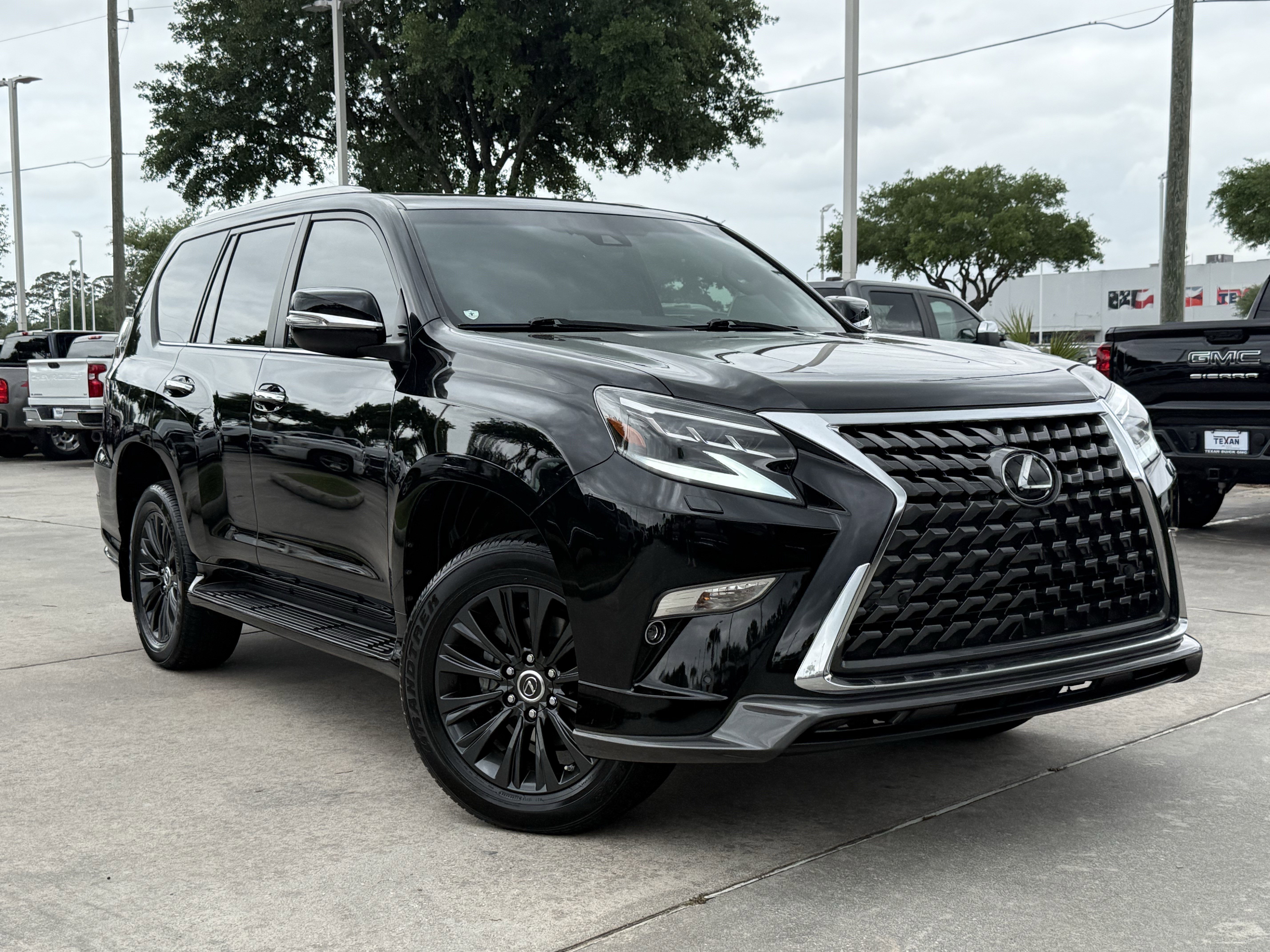 Used 2023 Lexus GX 460 Premium image 2