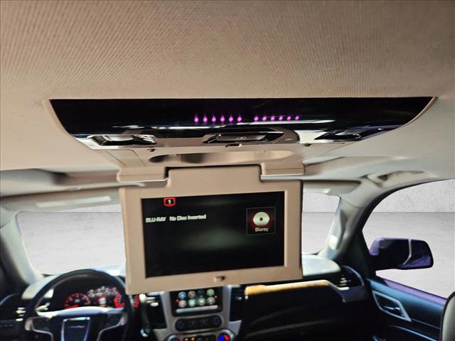 Used 2015 GMC Yukon Denali w/ Touring Package AWD/4WD image 18