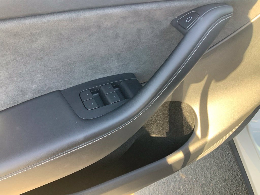Used 2022 Tesla Model Y Performance AWD/4WD image 12