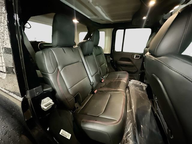New 2026 Jeep Wrangler Unlimited Rubicon AWD/4WD image 29