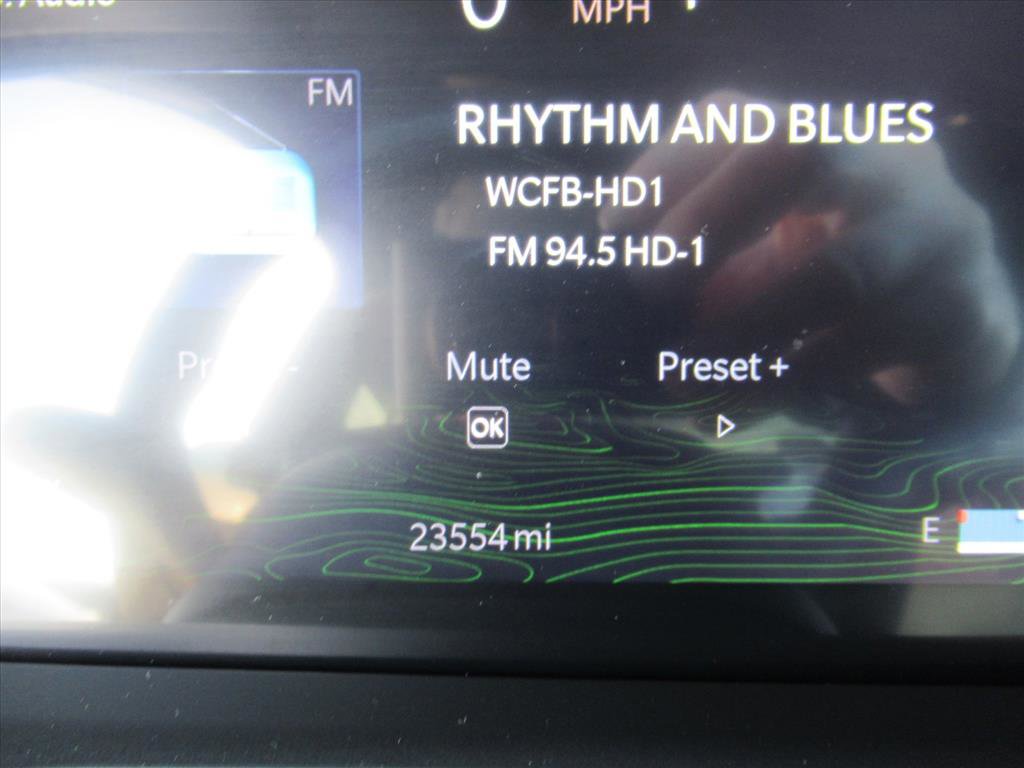 Used 2022 Jeep Grand Cherokee Limited 4xe image 26