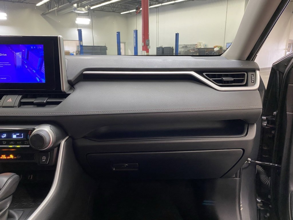 Used 2024 Toyota RAV4 LE image 47