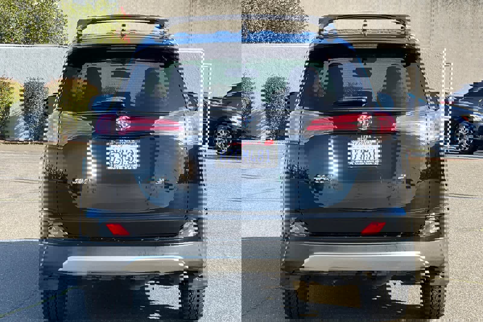 Used 2016 Toyota RAV4 SE image 8