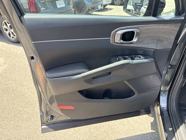 Used 2023 Kia Sorento X-Line EX AWD/4WD image 13