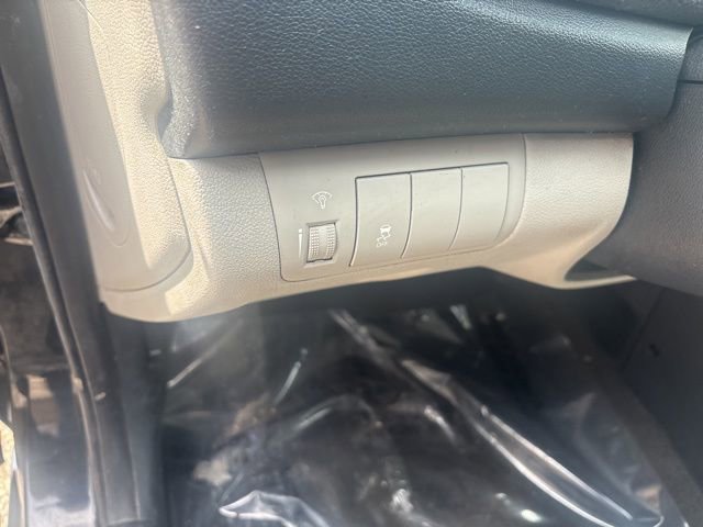 Used 2012 Kia Forte LX image 22
