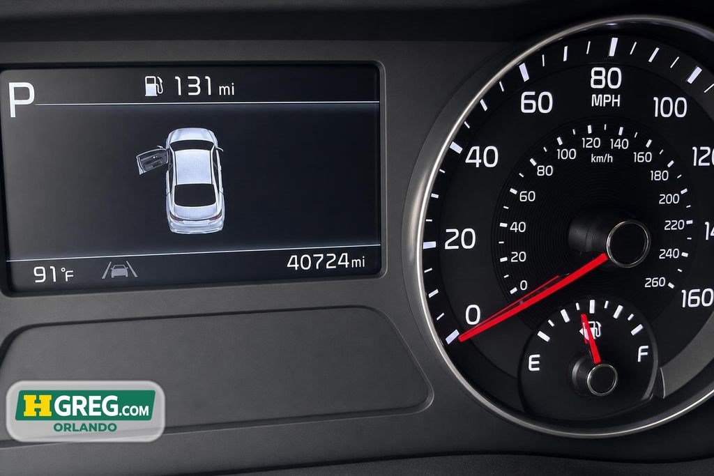 Used 2022 Kia Forte LXS FWD image 13