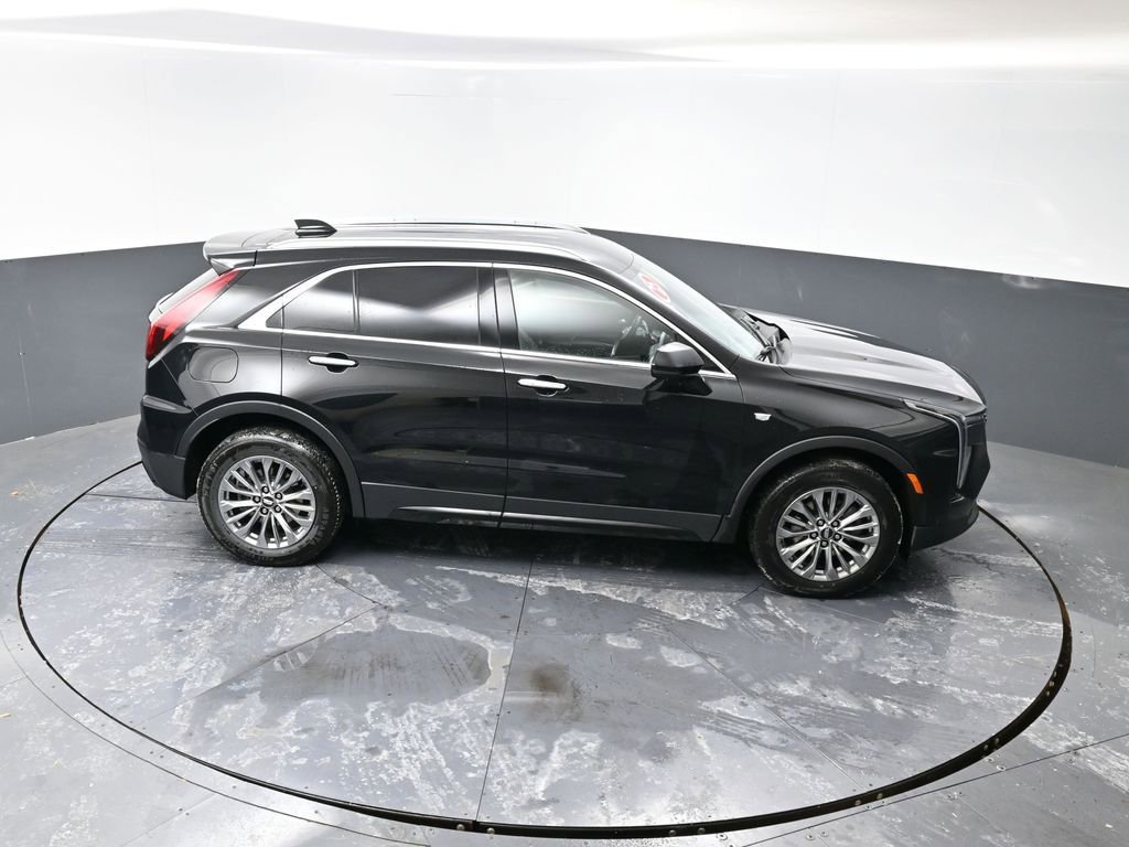 Used 2025 Cadillac XT4 Premium Luxury image 43