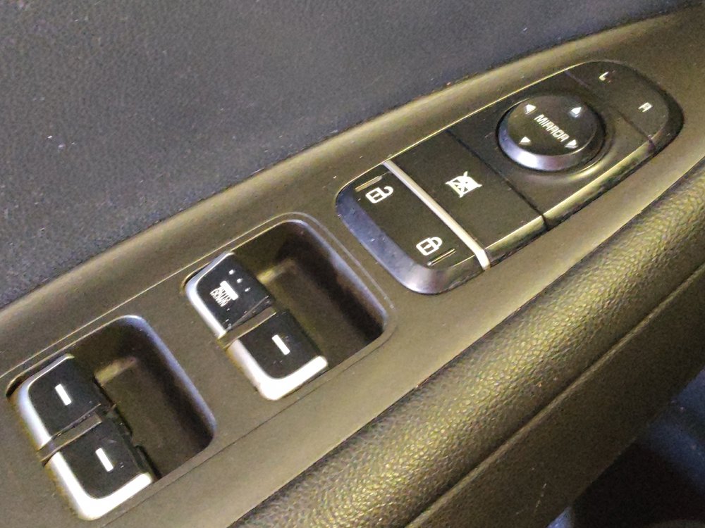 Used 2017 Kia Optima LX FWD image 27