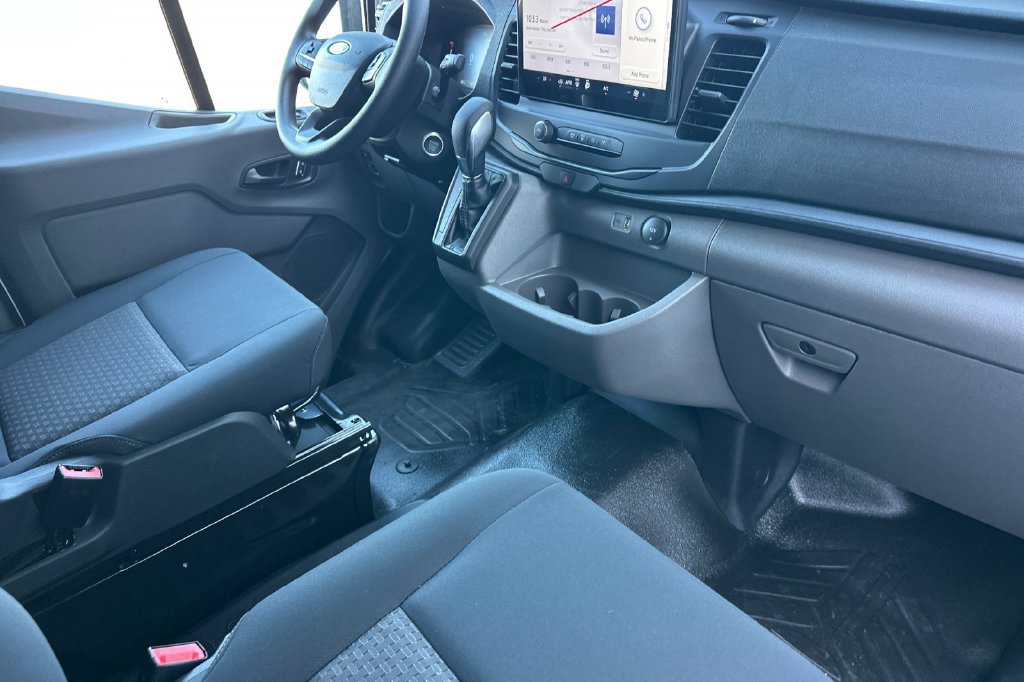 New 2027 Ford Transit 250 Low Roof w/ Load Area Protection Package RWD image 15