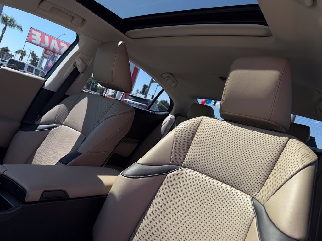 Used 2019 Lexus ES 350 w/ Premium Package FWD image 15